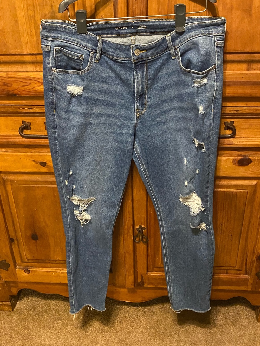 Old Navy Mid-Rise Rockstar Super Skinny Distressed Jeans 16 Raw Hem